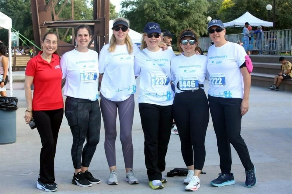 Claudia Guajardo, Enrique Martínez, Vero Gracia, Sandra Guzmán, Lilia Oyuky y Sonia Gutiérrez