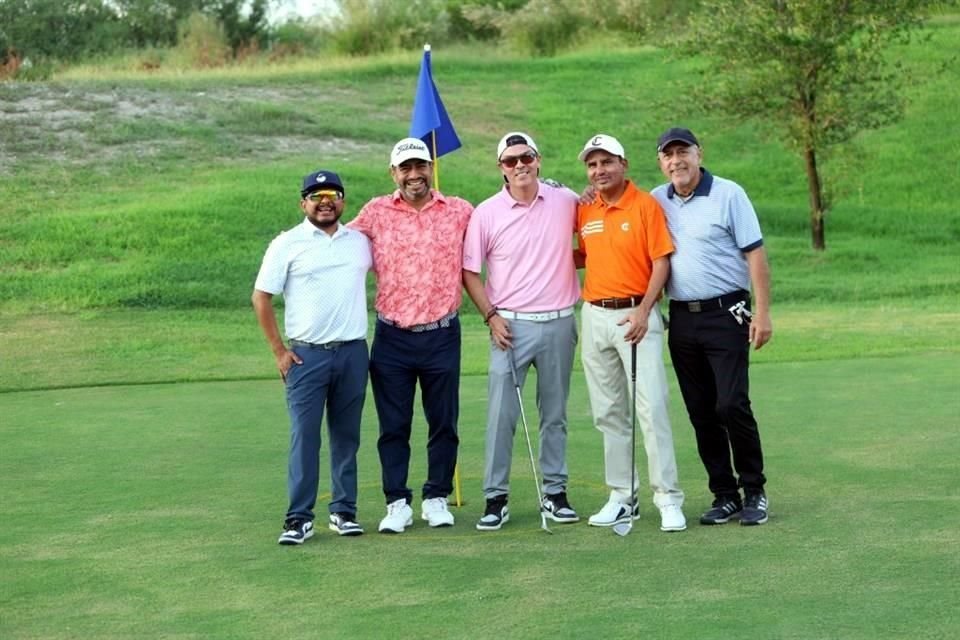 Ulises Mendoza, Francisco Castañeda, Gerardo Correa, Daniel Howerton y Hugo Larson