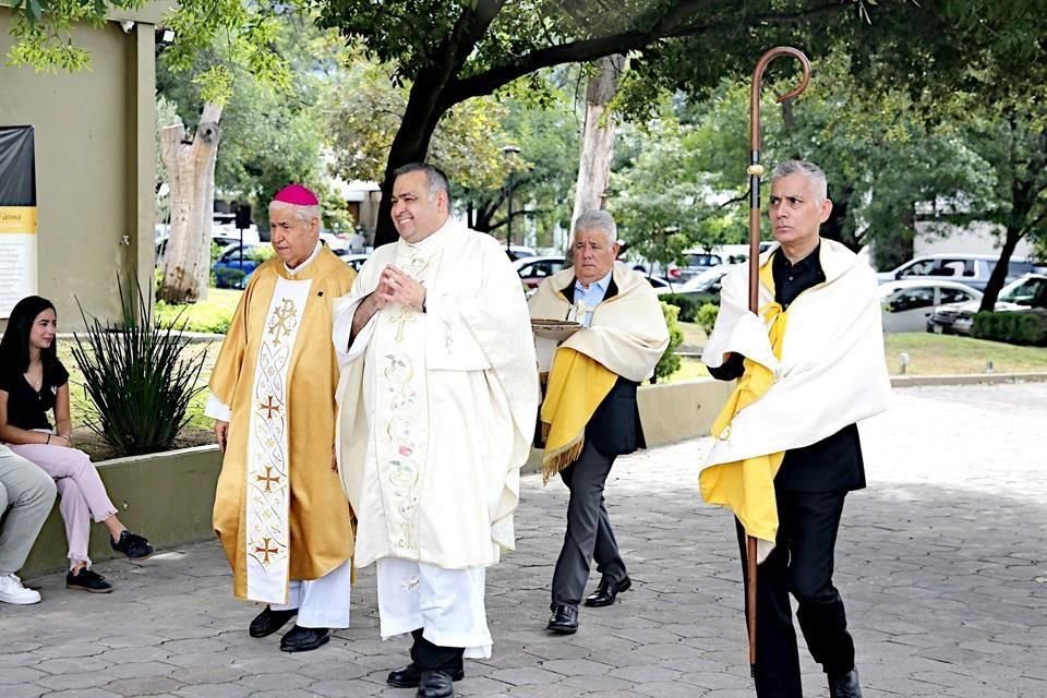 La misa por el 30 aniversario de Vifac fue concelebrada en la Parroquia de Nuestra Señora de Fátima.