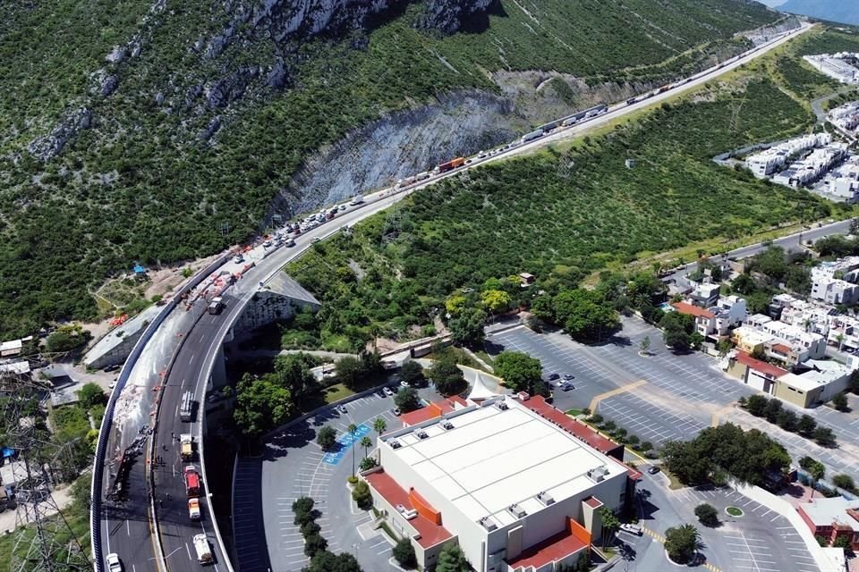 En menos de tres meses, dos accidentes han dejado seis muertos y 10 heridos en la Autopista Saltillo-Monterrey.