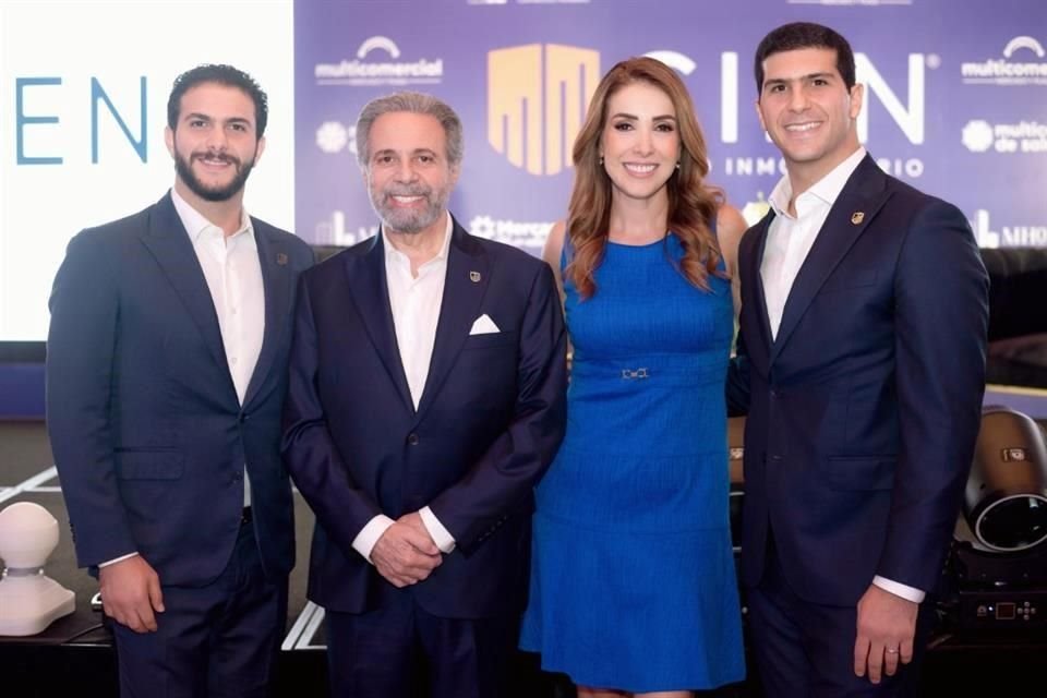 Jorge Handal Canavati, Steven Handal, Azucena Uresti y Steven Handal.