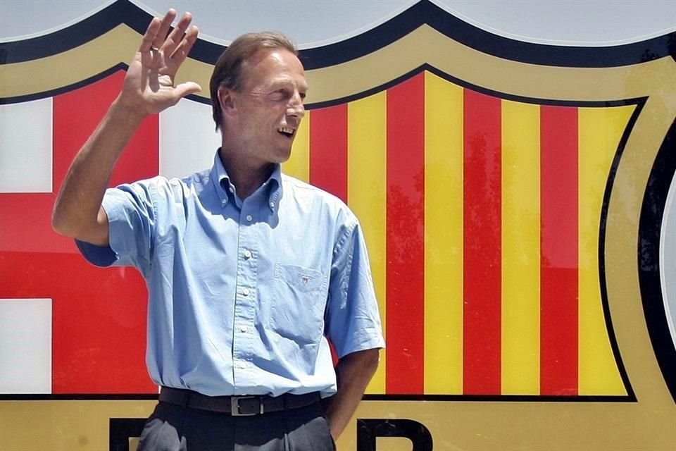 En 2006, Johan Neeskens fue asistente de Frank Rijkaard en el Barcelona.