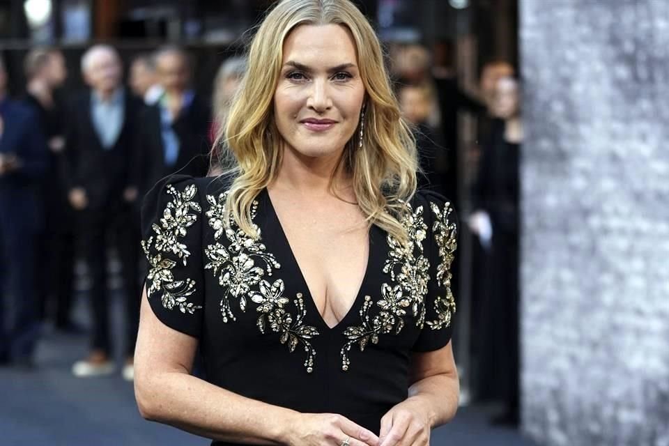 La actriz Kate Winslet, ganadora del Óscar, fue reconocida por su carrera con un premio especial en el Festiva del Cine de Zúrich.