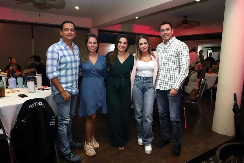 César Garza, Felicia Garate, Diana Aguilar, Dany de la Garza y Jorge Andonie