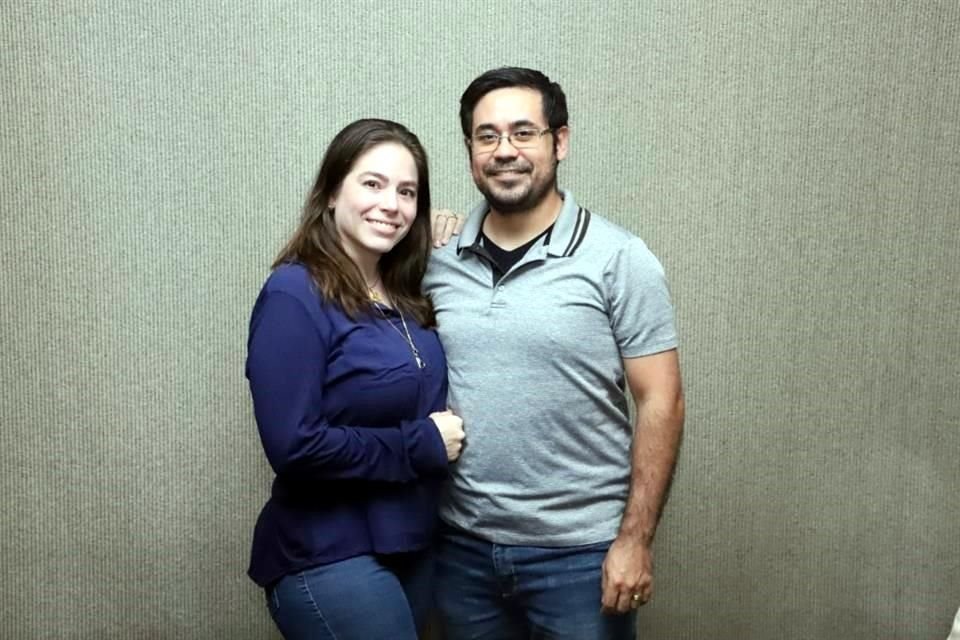 Cecilia Saucedo y Abraham Bustamante