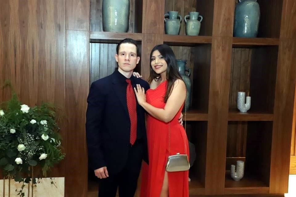 Eduardo Saldívar y Karen Zermeño