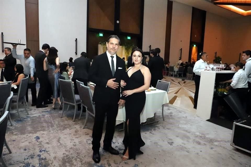 Miguel Ángel Rodríguez y Beatriz Ortega