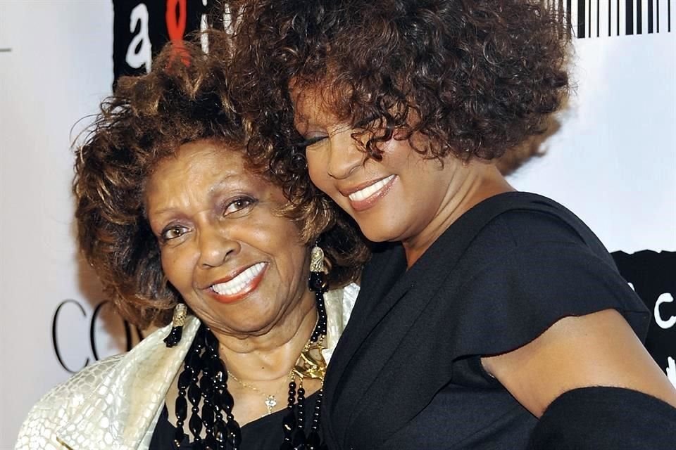 Cissy Houston, madre de la cantante Whitney Houston, y quien también era una artista ganadora del Grammy, falleció a los 91 años.