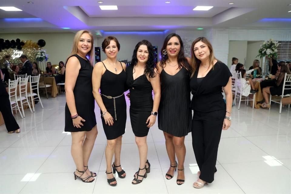 Iliana González, Julisa García, Olga de León, Verónica Vázquez y Diana Cavazos