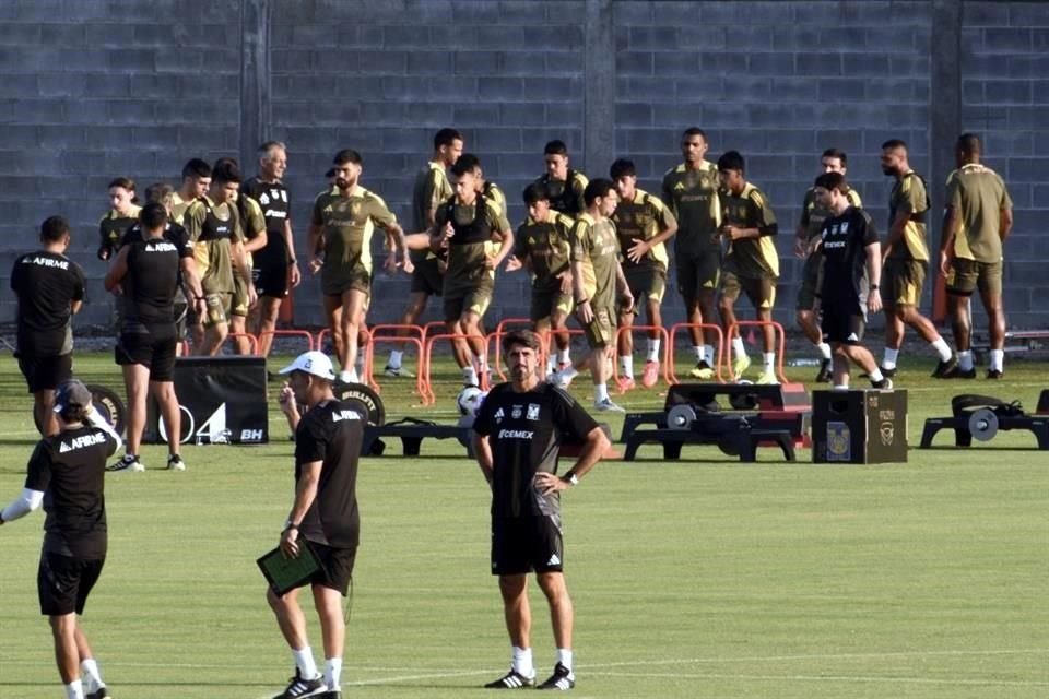 Tigres entrenó por segundo día consecutivo en su nueva sede de Alto Rendimiento.