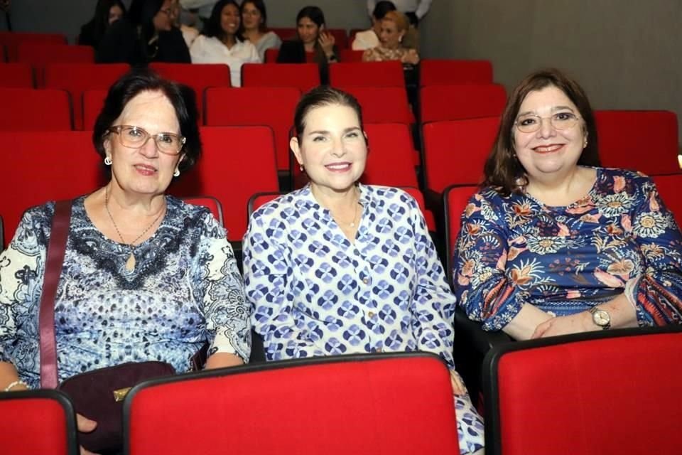 María Guadalupe Gómez, Maru Félix y Rocío Gómez 