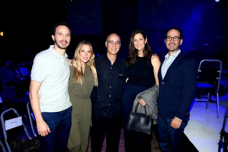 Luis Lauro González, Elsy Villarreal, Rodrigo González Barragán, Ángela García y Daniel González