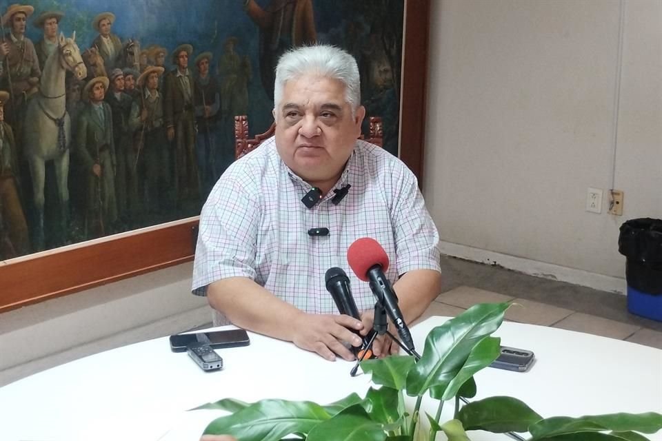 A días del asesinato del Alcalde Arcos, nuevo Edil de Chilpancingo dijo que sus funcionarios están protegidos y que no hay ningún problema.