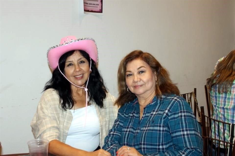 Tere Veloz y Mary Paz Molina