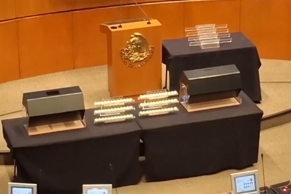 En octubre pasado, el Senado también realizó un sorteo mediante tómbolas para definir los juzgados que irían a elección popular en 2025.