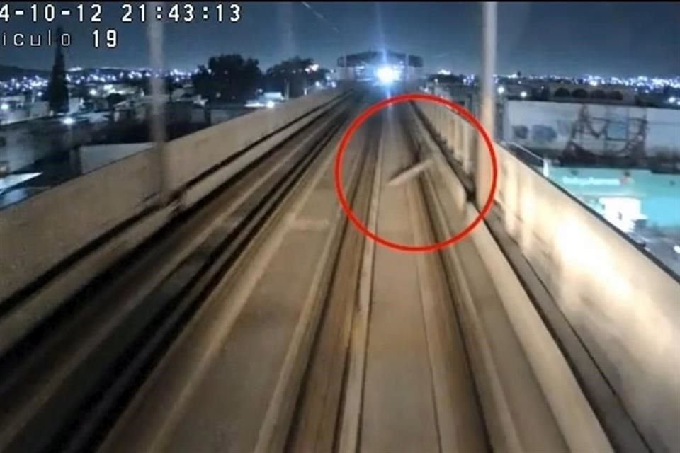 De acuerdo con las imágenes publicadas por el organismo, los hechos ocurrieron a las 21:30 horas del sábado 12 de octubre.