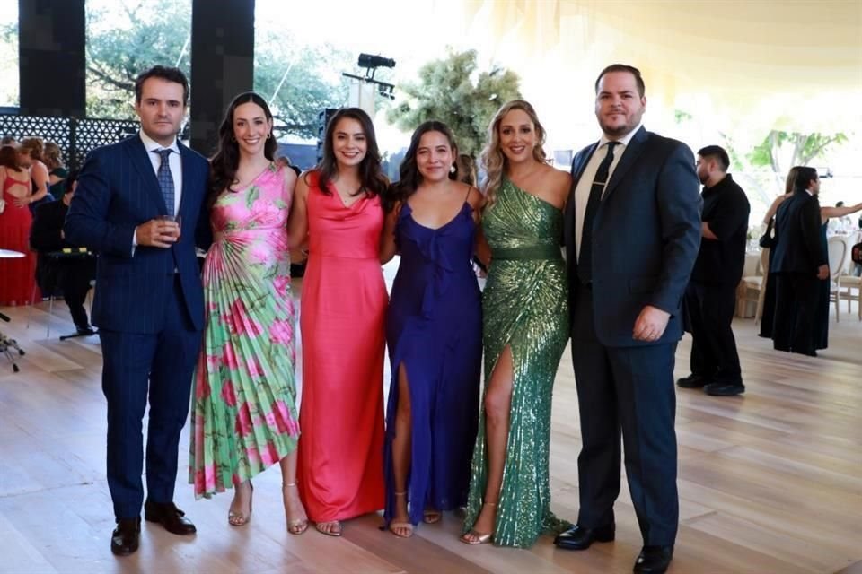 Manuel Beas, Mónica Salim, Alejandra Gamboa, Dinorah Freige y Fernando Elizondo