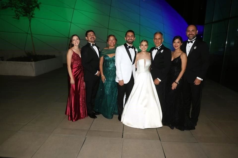 Brenda Nájera, Andrés Alanís, Ana Laura Torres González, LOS NOVIOS, Francisco Gerardo Alanís Rocha, Fabiola Tamez y David Alanís