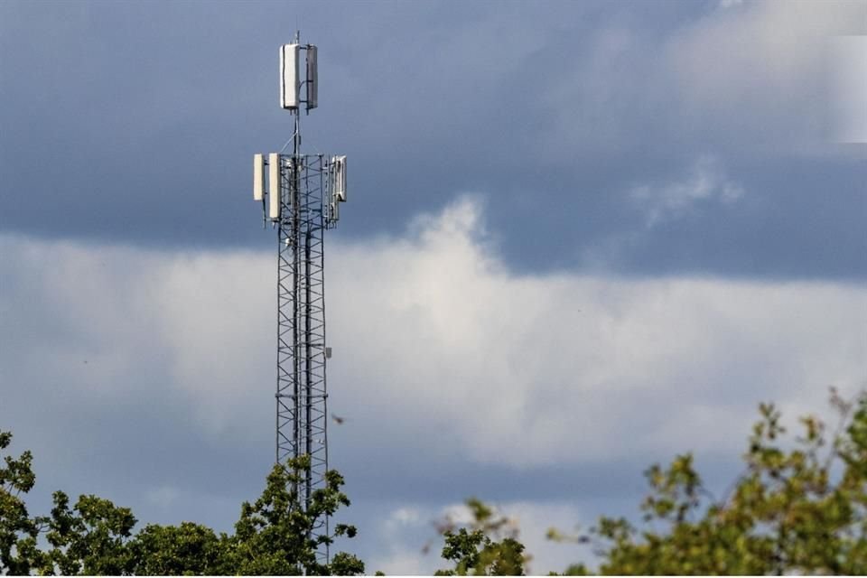 CFE TIT contempla instalar 5 mil antenas de telecomunicaciones a lo largo del territorio nacional.