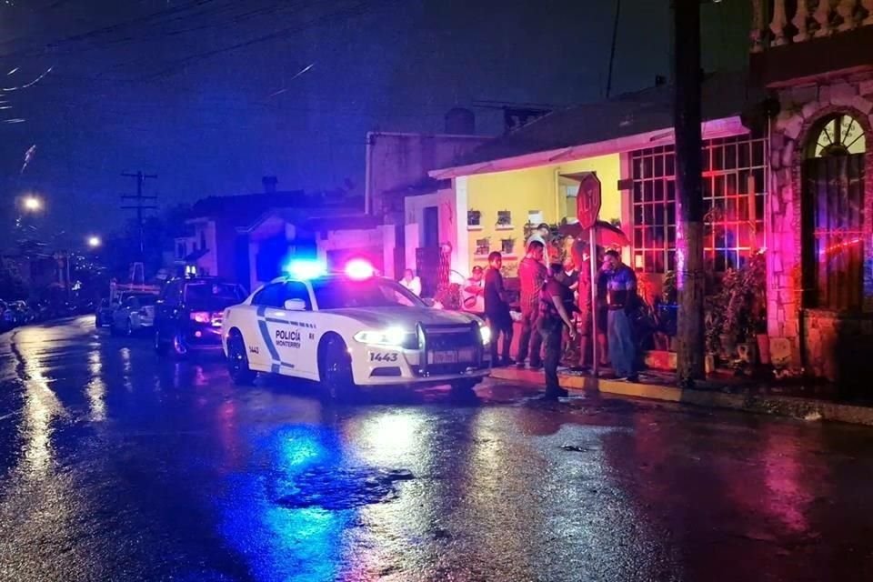 El accidente ocurrió alrededor de las 23:50 horas en la calle Policasta, en la Colonia Valle de Infonavit.