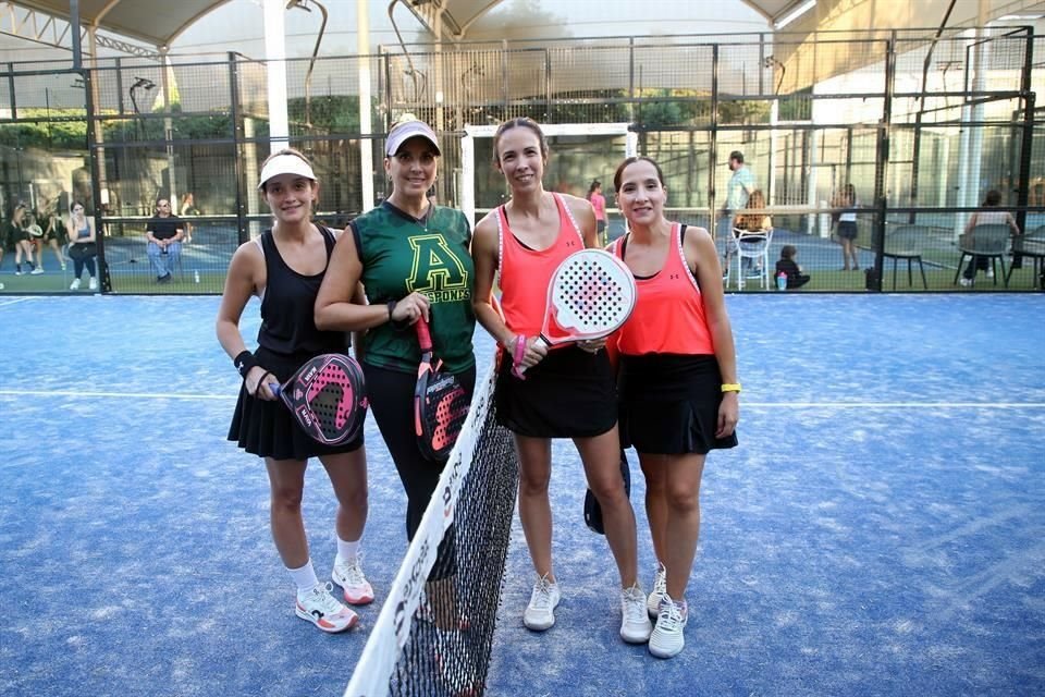 Vivi Barceló, Liliana Treviño, Mónica Miguel y Marilú Ibarra