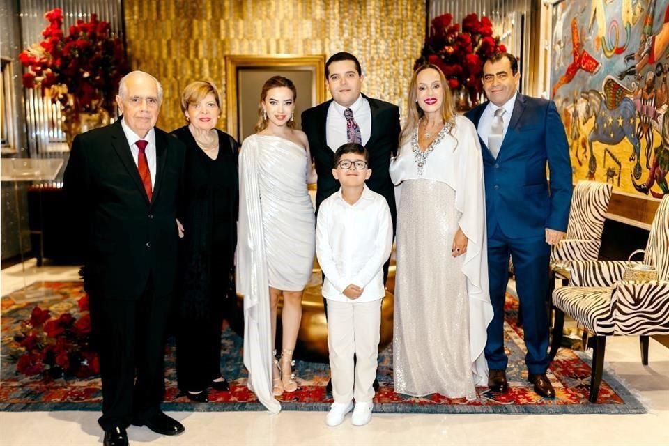 Javier Morales, Vicky Gómez Zimman, LOS NOVIOS, Javier Morales Bustamante, María Eugenia Calderón Rojas y Javier Morales Gómez