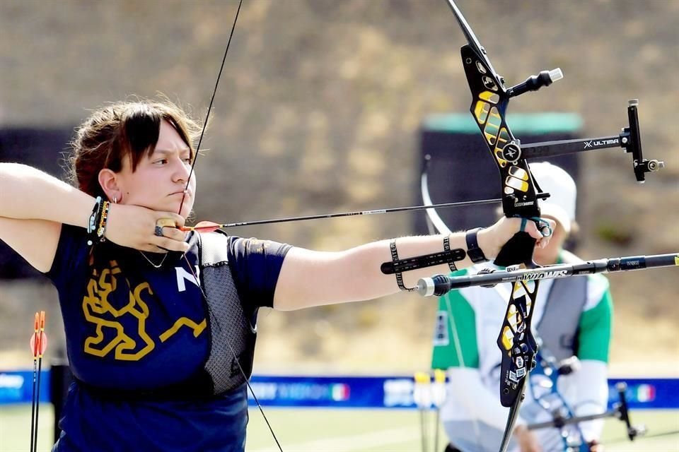 Fernanda Salas, arquera candidata al Premio Estatal del Deporte, es multimedallista de Oro en los Nacionales Conade y con posibilidades de arribar a los Juegos Olímpicos Los Ángeles 2028