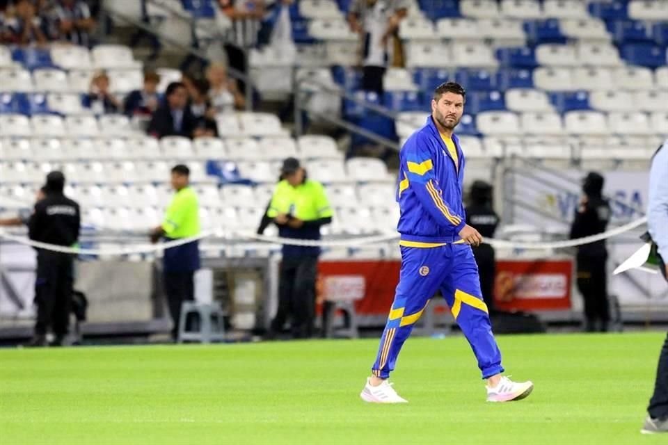 André-pierre Gignac, al igual que Nahuel Guzmán,  llegaron a 33 Clásicos Regios.