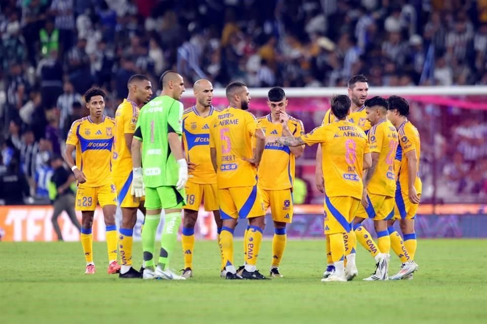 Tigres no pudo de nueva cuenta ante Rayados.