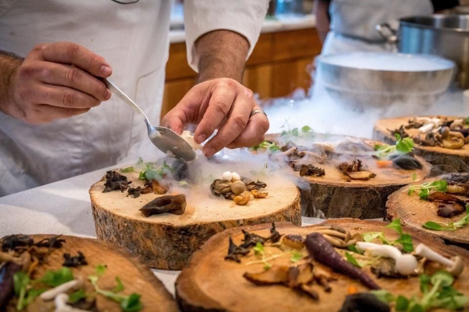 Cada 20 de octubre se celebra el Día Internacional del Chef, lo cual nos invita a reconocer el esfuerzo detrás de cada plato.