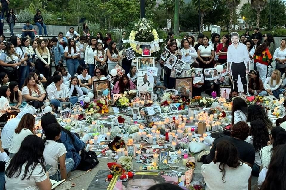 La muerte de Payne, quien sufría de depresión, ha consternado a la sociedad.