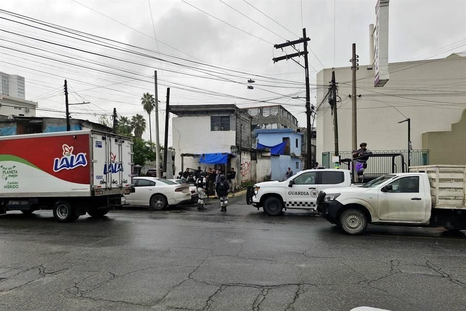 La Colonia Industrial fue acordonada alrededor de los puntos de los hallazgos, causando problemas viales en diferentes accesos a esas calle y avenidas.