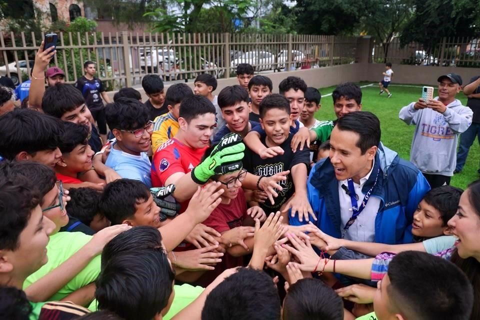 La cancha está ubicada en la Colonia Andalucía.