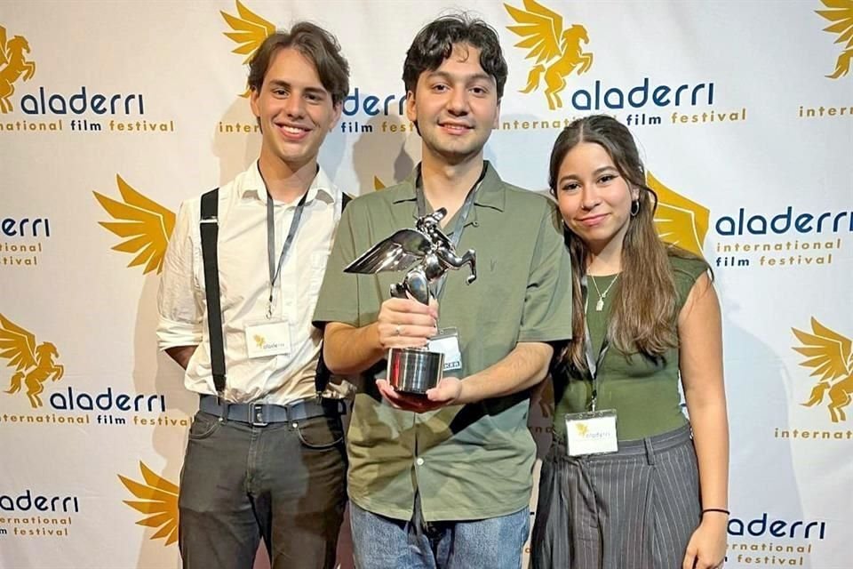 Benjamín Suárez, Emilio Monárrez y Ana Paulina Vázquez.
