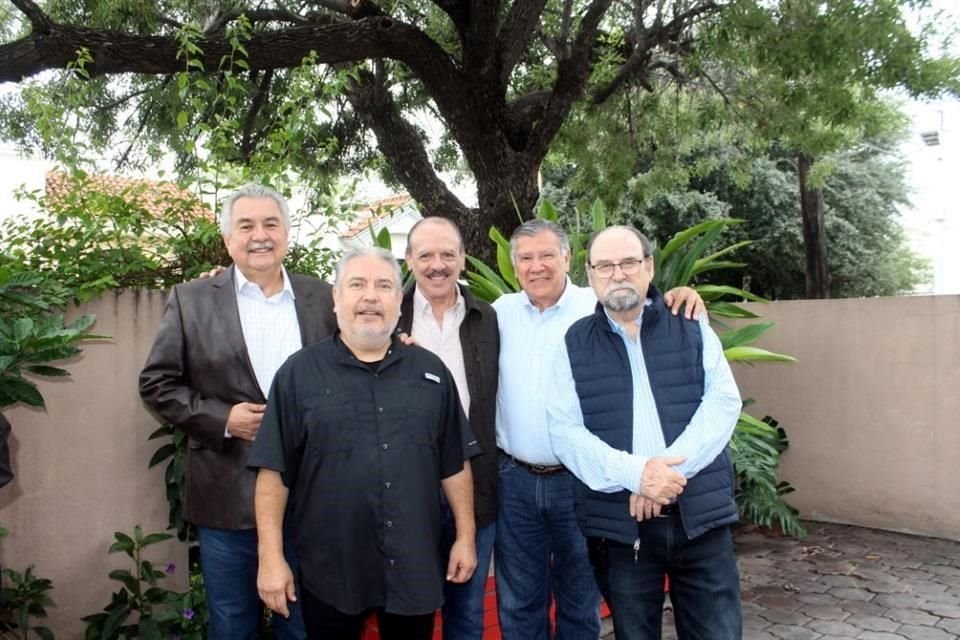 Ricardo Cantú, Héctor González, Jaime Contro, Felipe García y Adolfo Morales