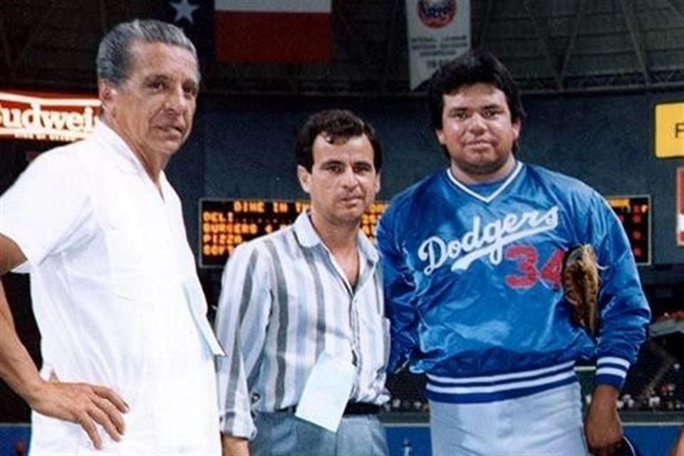 El matador de toros en retiro, Eloy Cavazos, convivió con Fernando Valenzuela fuera de los diamantes de beisbol.