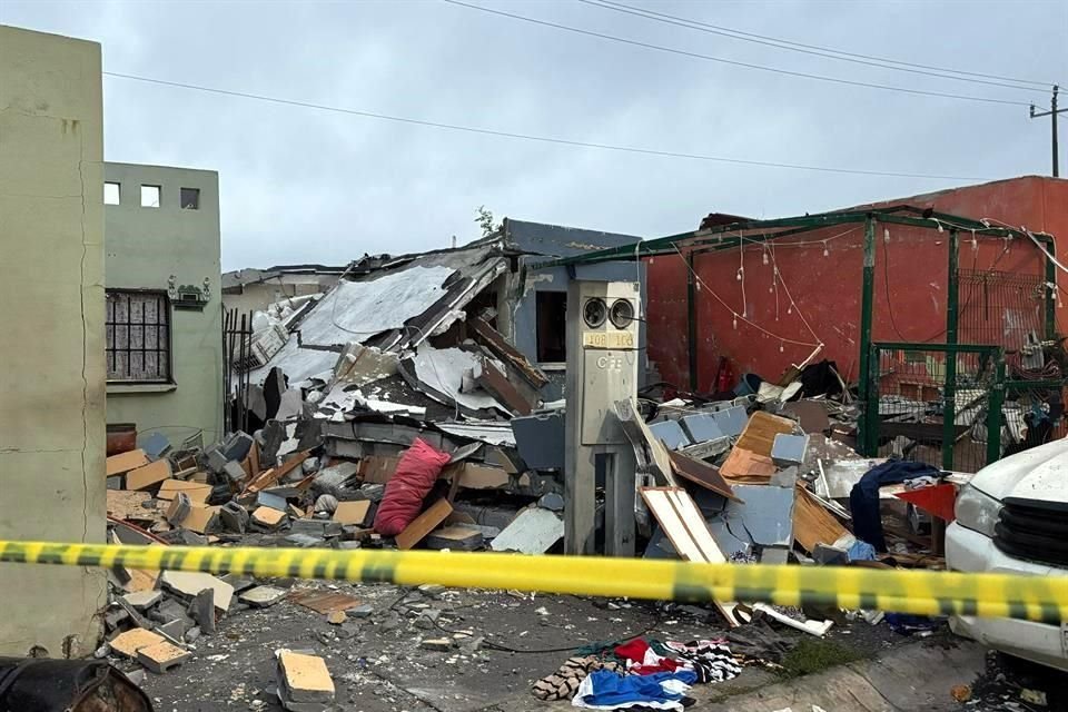 Una madre y su hijo fallecen una semana después de la explosión de su casa tras una fuga de gas, en la Colonia Las Haciendas, en Pesquería.
