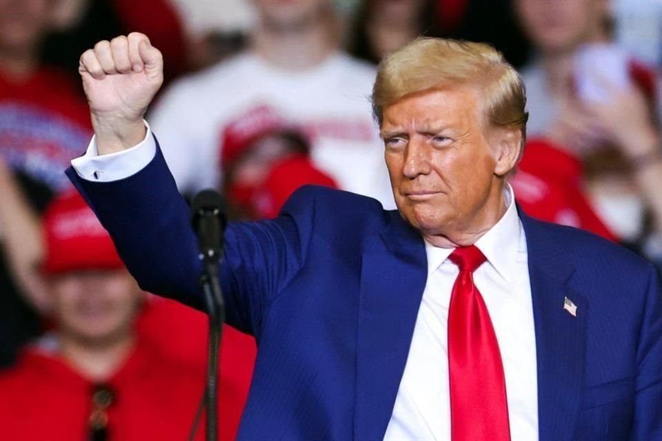 Expertos en salud mental diagnosticaron a Trump con síntomas de trastorno de personalidad grave, lo que dicen lo hace una amenaza para EU.