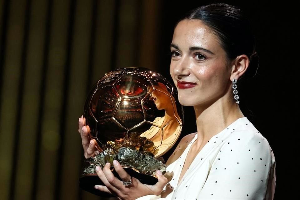 Aitana Bonmati ganó el Balón de Oro 2024, en la categoría femenil.