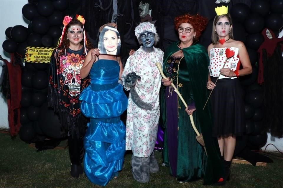 Dina Barrientos, Ana Laura Fernández, Ruth Leal, Liliana Handy y Rebeca Ayala