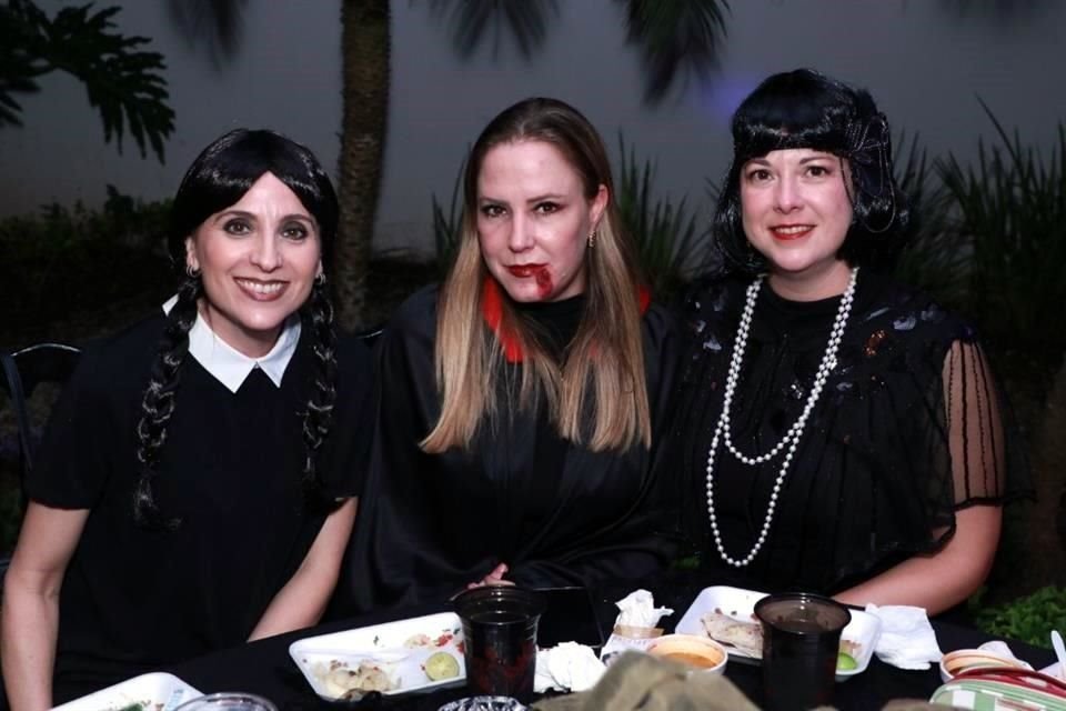 Bely González, Claudia Crabtree y Brenda González