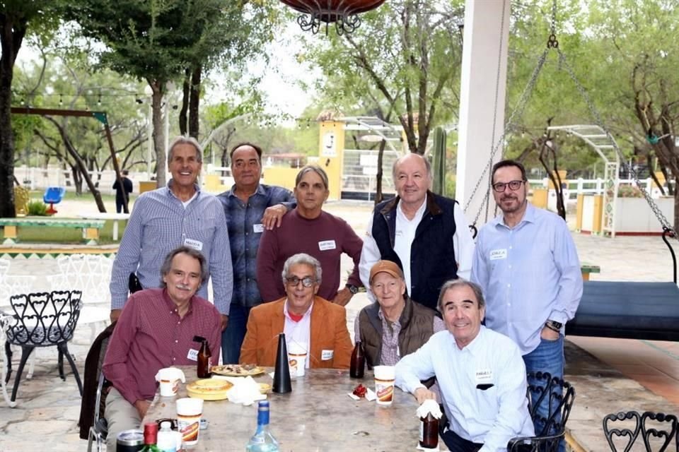 Mario Treviño, Tony Drexel, Tony Garza Zambrano, Felipe Vidaurri, Jorge Maldonado, Eduardo Sepúlveda, José Juan Martínez, Raúl González y Ángel Herrera