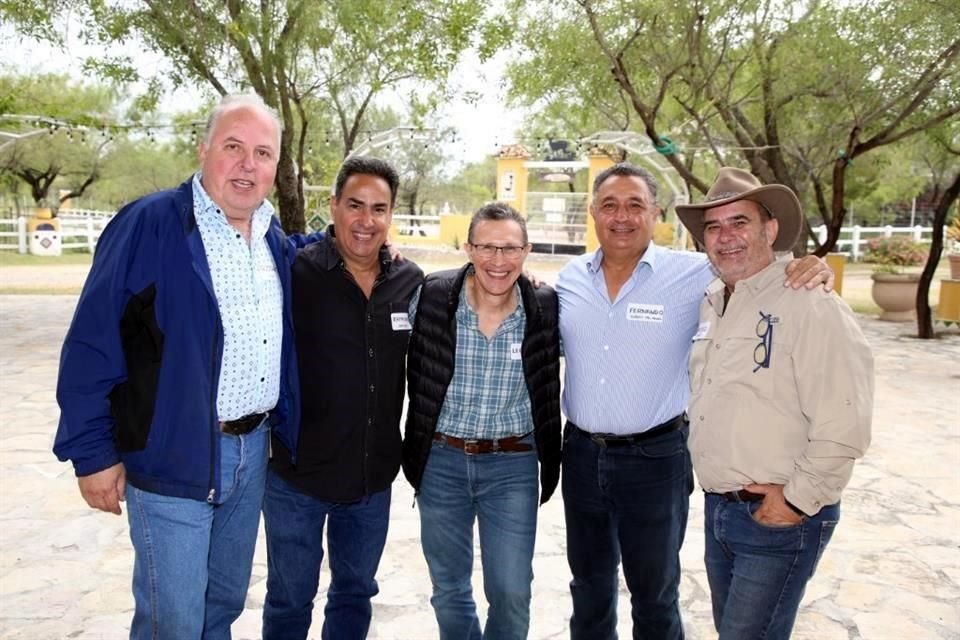 Gustavo Vela, Raymundo Zertuche, Leobardo Lozano, Fernando Torres y Patricio Morales