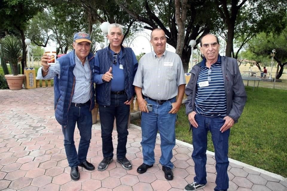 Pepe Caballero, Roberto Lara, Policarpo Elizondo y Jesús García