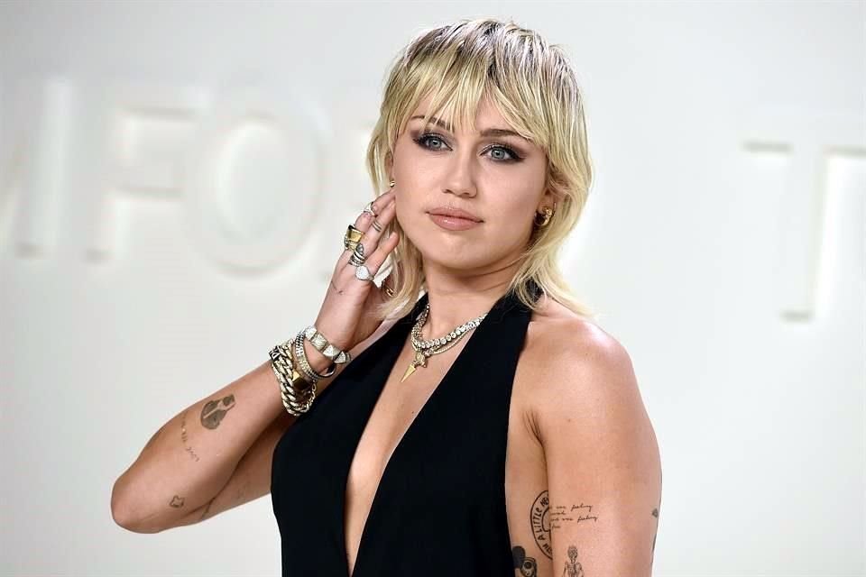 Miley le envió un mensaje al rapero vía redes sociales.