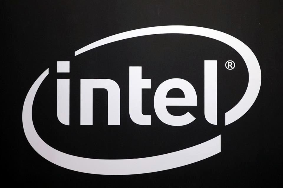 Los ingresos de Intel fueron de 13 mil 200 millones en el trimestre.