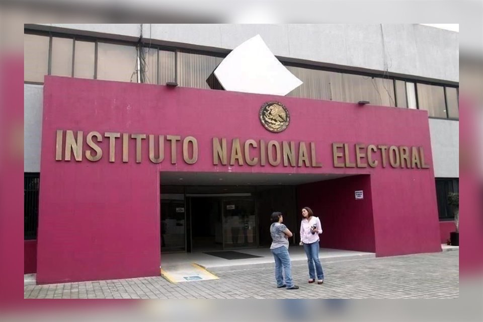 TEPJF avaló que INE anule triunfos de candidatos a PJ que sean prófugos de justicia, tengan suspendidos derechos o sentencias por violencia.