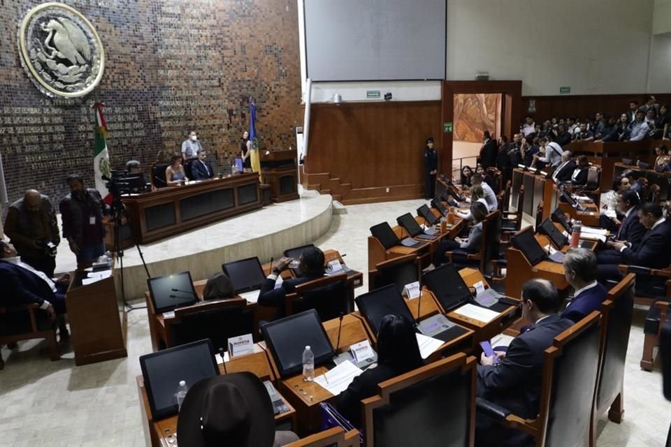 Una alianza 'morenaraja' se observa en el Congreso de Jalisco.