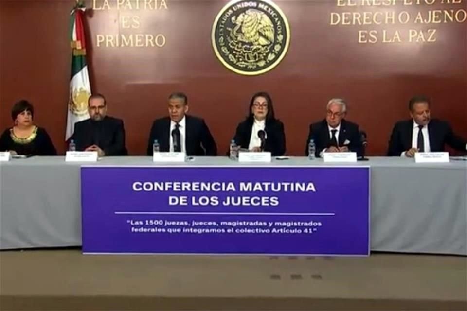 La conferencia de prensa matutina del Colectivo Artículo 41 de este miércoles.