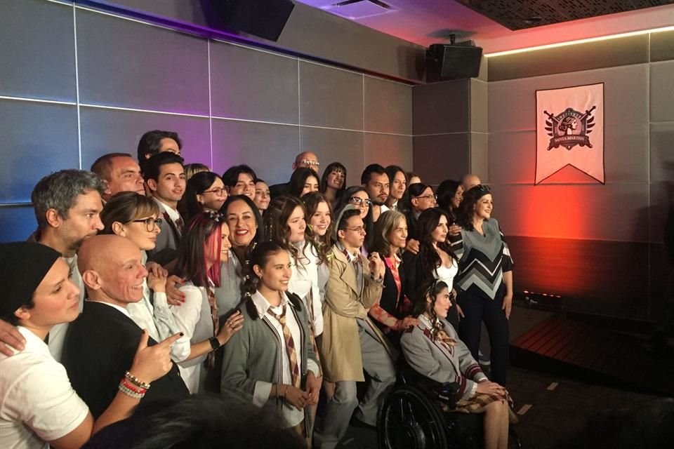 La serie presentará las historias de alumnos rechazados por la sociedad y sus respectivas familias que los inscribieron en el Instituto Santa Martha.